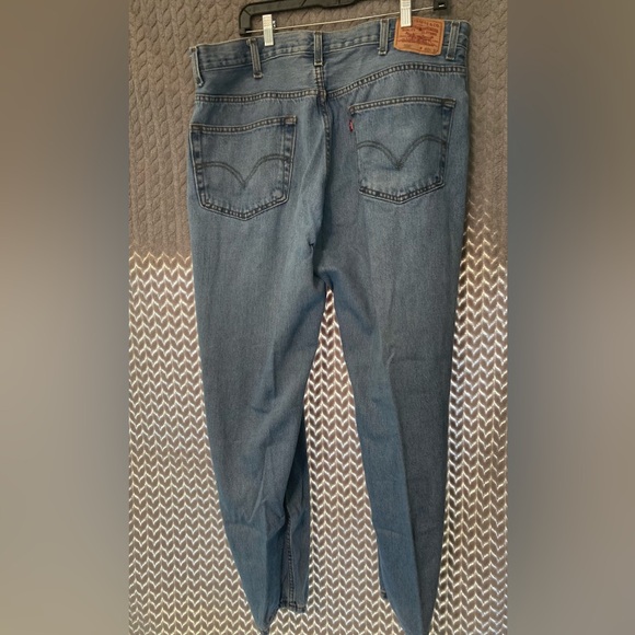 Levi's 550 Men’s Jeans 40x32 Blue Denim Relaxed Fit Straight Leg - Picture 3 of 6
